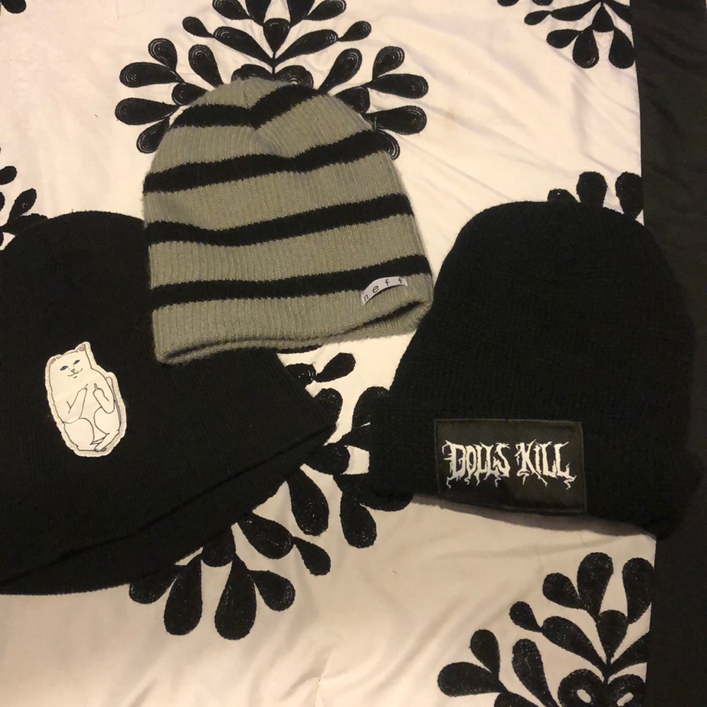 Beanies black and grey